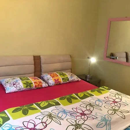 Apartment Tarihi Kaleici Muethis Konum Deniz Yakini Uygun Fiyat Huzurlu Ev Antalya
