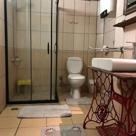 Tarihi Kaleici Muethis Konum Deniz Yakini Uygun Fiyat Huzurlu Ev Apartment *