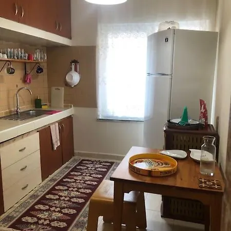 Tarihi Kaleici Muethis Konum Deniz Yakini Uygun Fiyat Huzurlu Ev Apartment