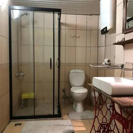 Apartment Tarihi Kaleici Muethis Konum Deniz Yakini Uygun Fiyat Huzurlu Ev Antalya