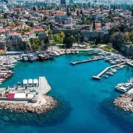 Tarihi Kaleici Muethis Konum Deniz Yakini Uygun Fiyat Huzurlu Ev Antalya