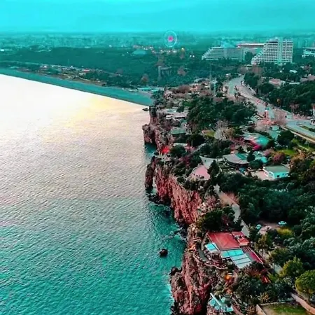 Apartment Tarihi Kaleici Muethis Konum Deniz Yakini Uygun Fiyat Huzurlu Ev